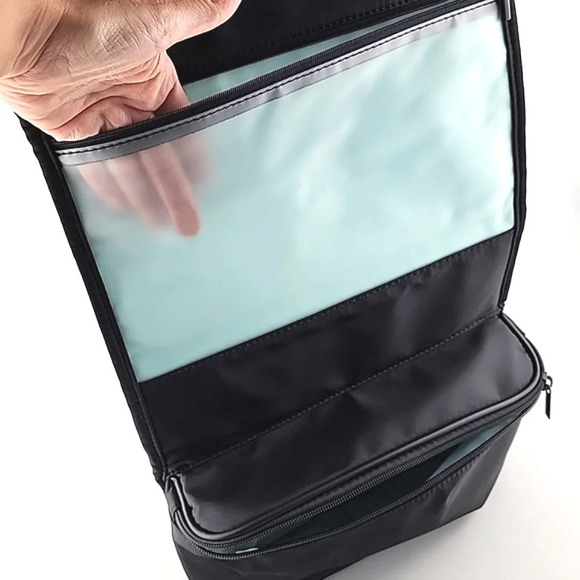 TRACKER Black Travel Foldover Hanging Carry Case Multi Compartments - Picture 9 of 14